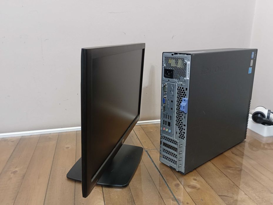 Настолен компютър Lenovo ThinkCentre M82