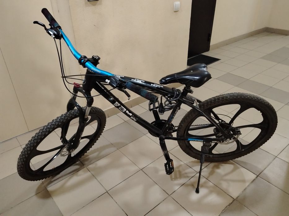 Велосипед BMW подростковый