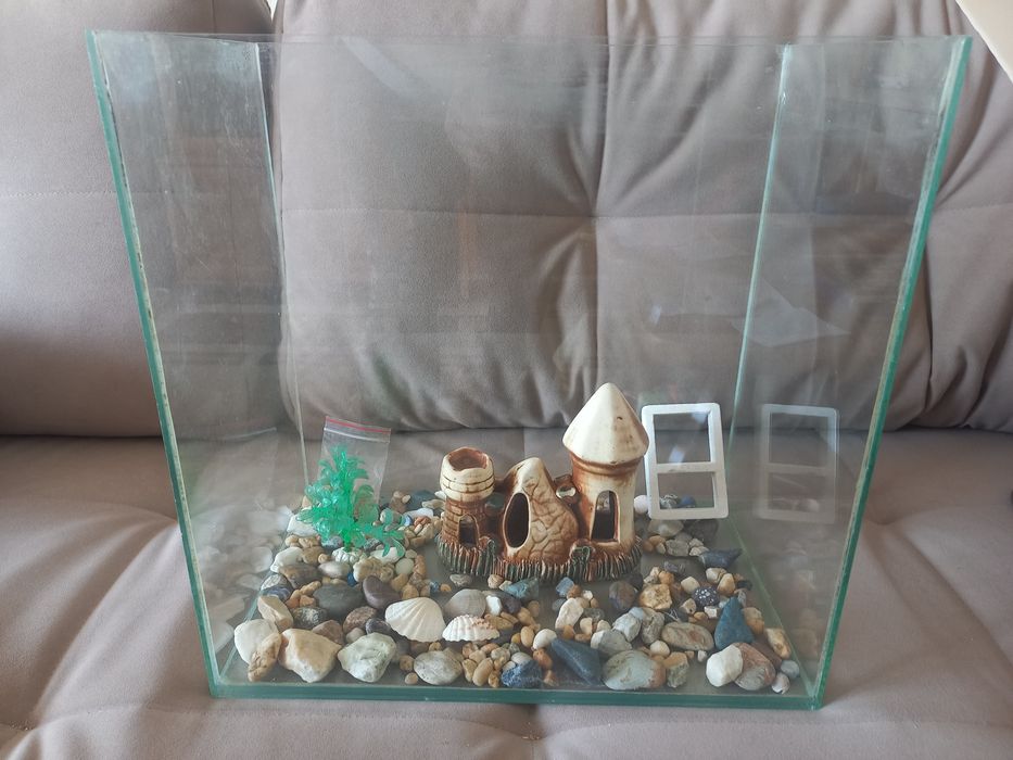 Пподам 38л аквариум