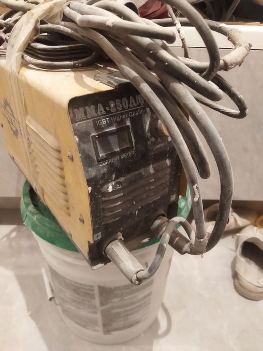 Сварочный аппарат