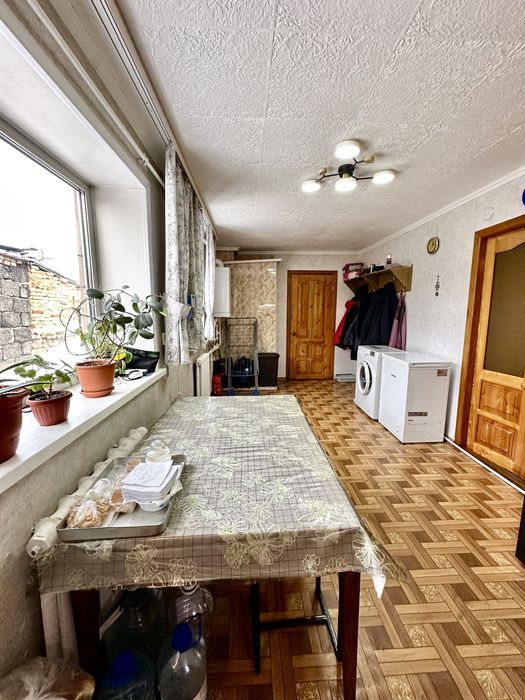 Продам 4 - комнатный дом в Михайловке