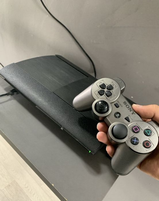 Tayyor Playstation boznes hammasi ichida