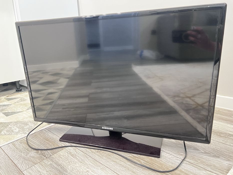 Продам телевизор samsung