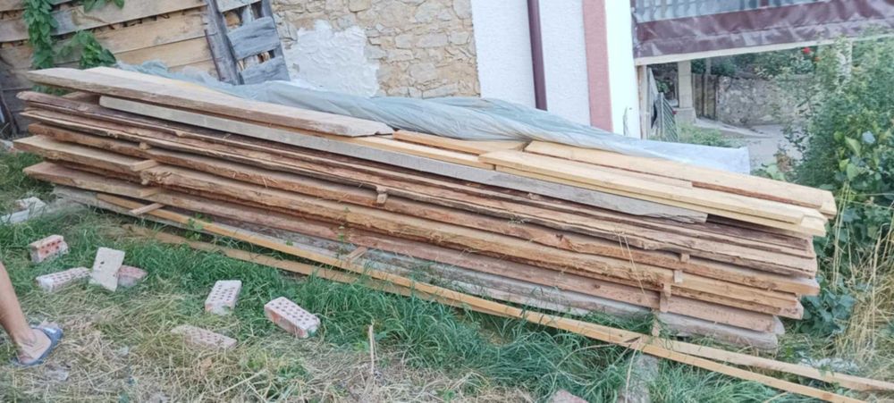 Продавам дървен материал