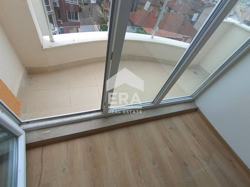 Продава се Двустаен апартамент в Поморие - 58 кв.м за 1638 €/кв.м - Снимка #4