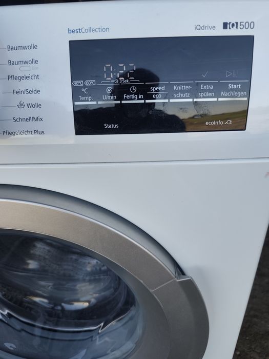 Продавам пералня simens IQ500