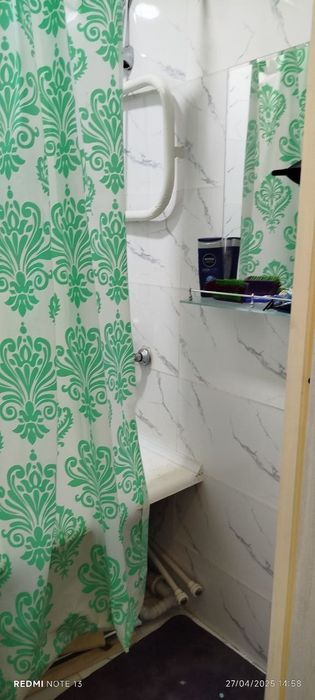 Дом из квартира 
Ташкент шахар Мирзо Улугбек тумани Корасу 6 да ижар