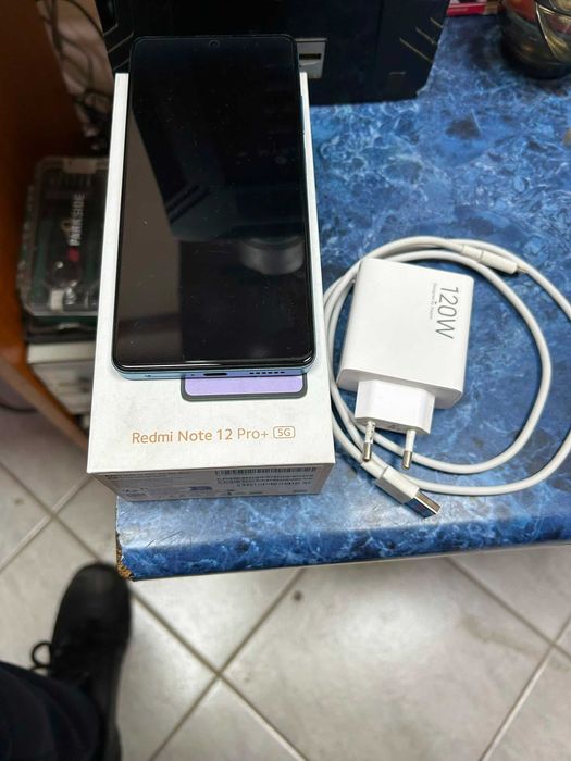 Redmi Note 12 Pro+. Cu 5G și 8GB RAM