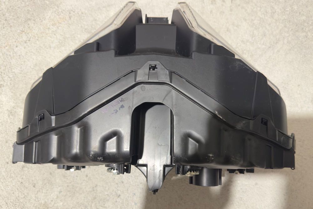 Фар Honda CBR650R