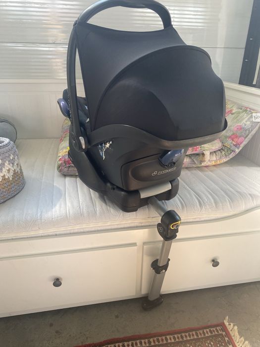 Scoica auto cu suport isofix