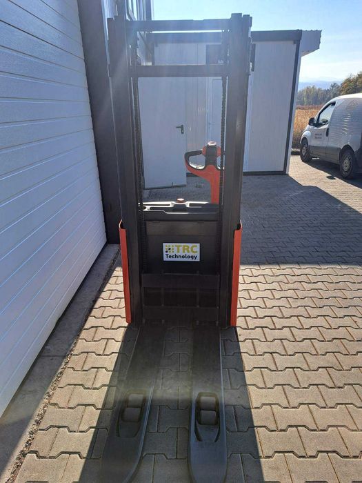 Електрически стакер Linde L12 - от АБ Сервиз мотокари, електрокари