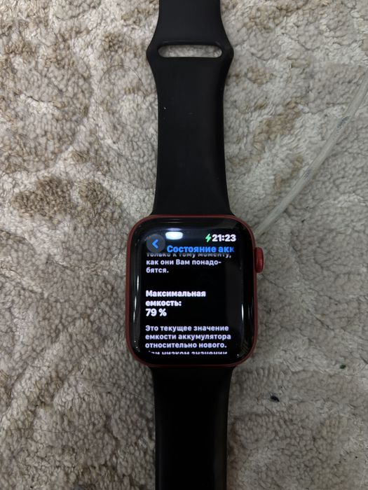 Apple Watch 6 Red Sport Band