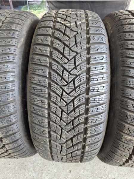 225/55/17 DUNLOP 4бр