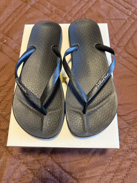 Бански и чехли за плаж