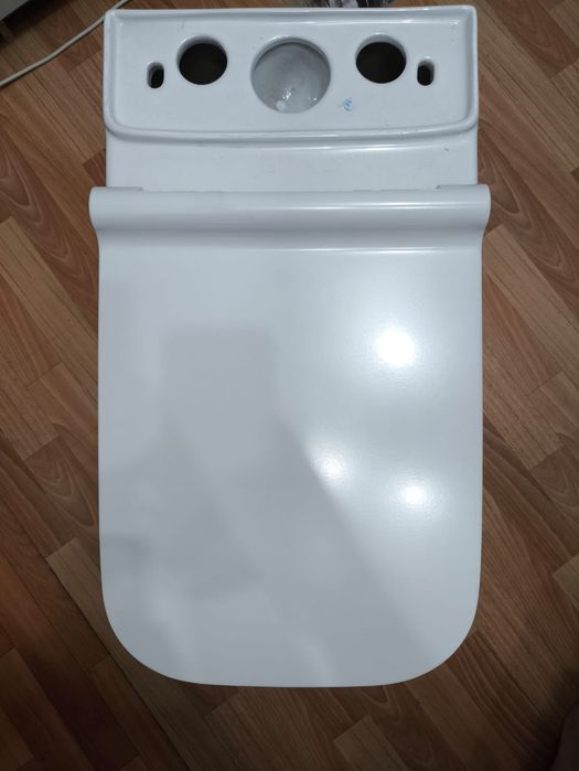 Продам унитаз  подвесной новый