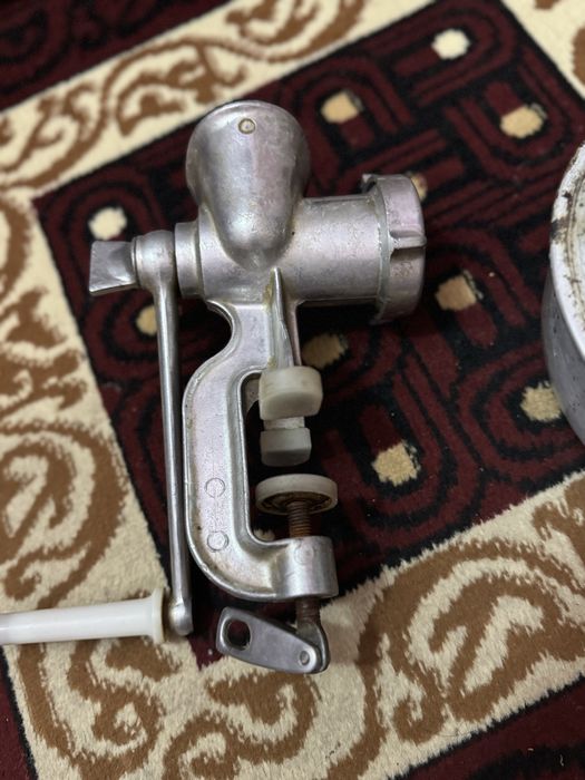 Мясорубка и чайник нержавейка