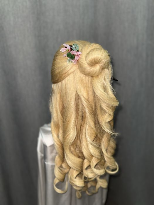 Манекен голова с плечами