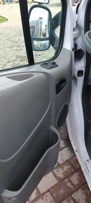 Opel vivaro 1.9 autoturism