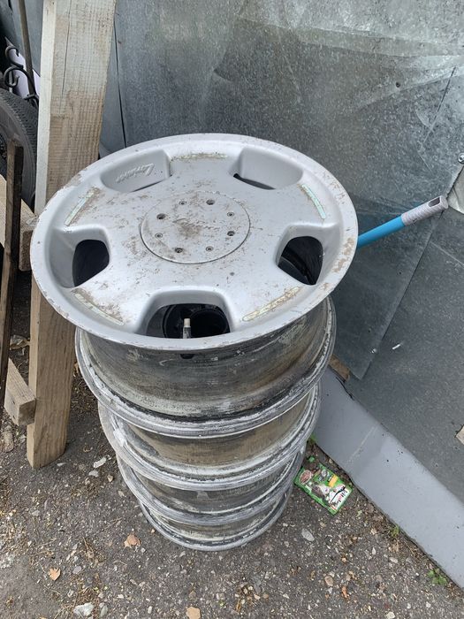 Продам диски loriens r17