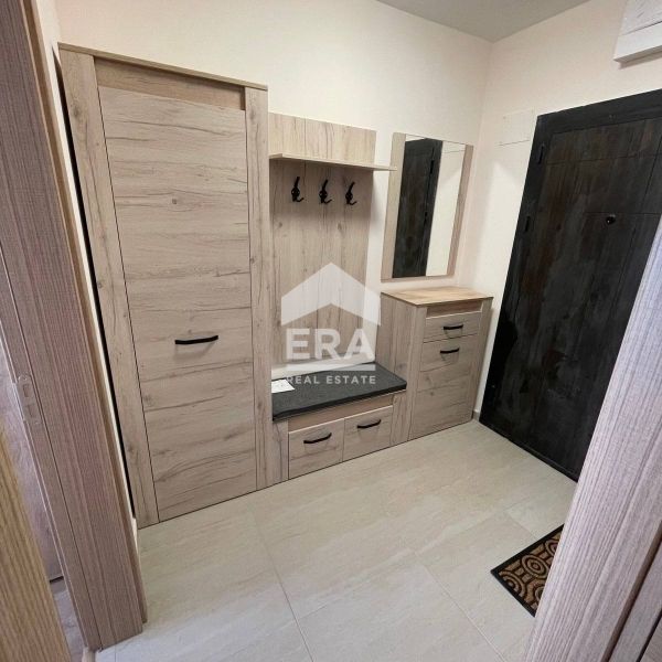 Двустаен обзаведен апартамент за продажба, район Кайсиева градина, Вар