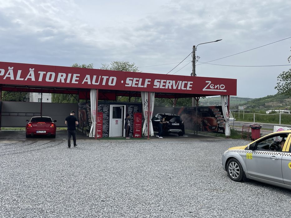 Vand spalatorie self service si de covoare cu teren intravilan mare