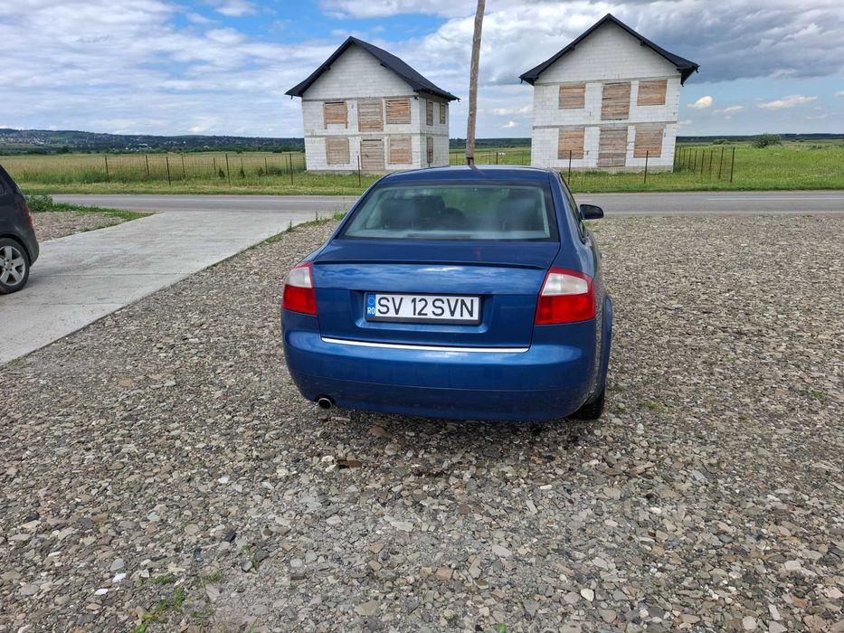 Audi A4 2002 1.6 benzină