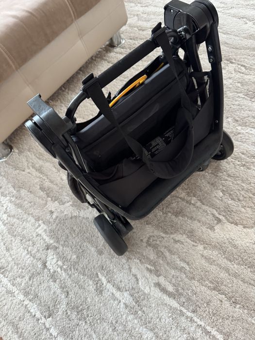 Продам детскую коляску