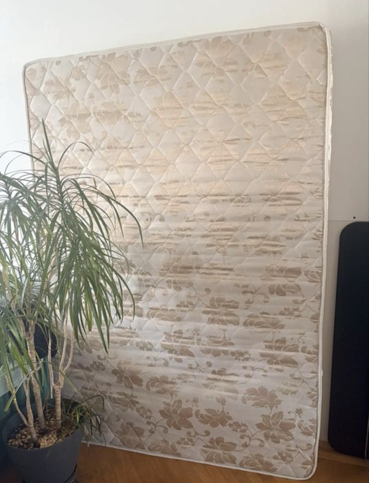 Saltea ortopedica cu arcuri