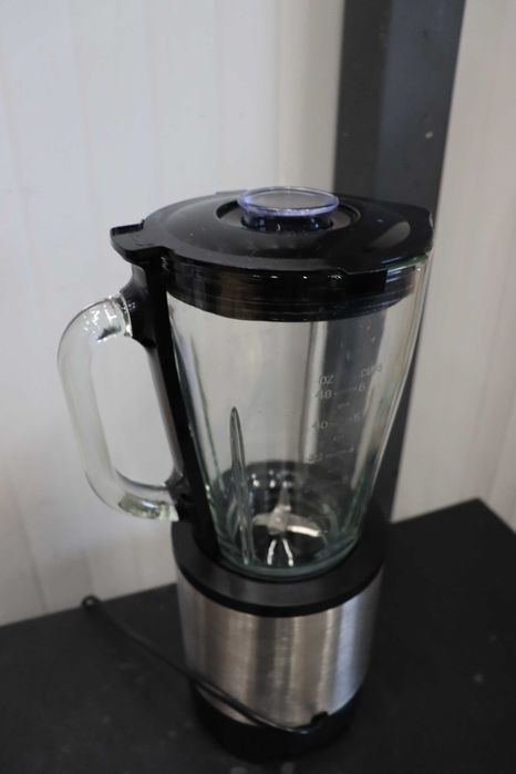 Блендер EMERIO, 1,5L стъклен контейнер, функция за раздробяване на лед