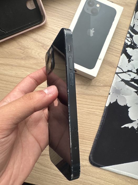 Iphone 13 mini )))