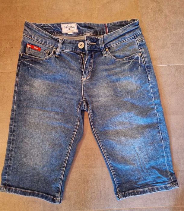Blugi lee cooper mărimea 27