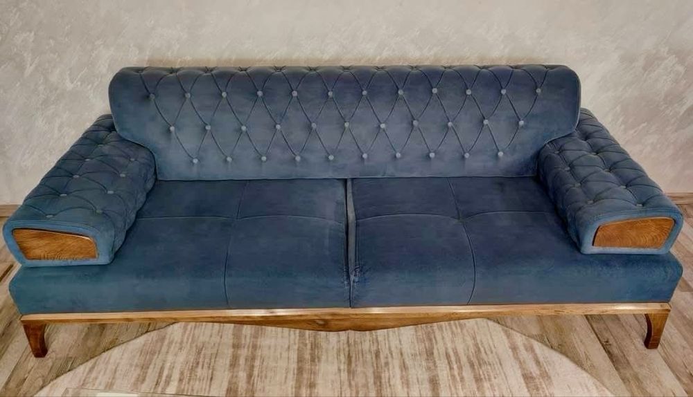 Разтегателен диван с функция сън