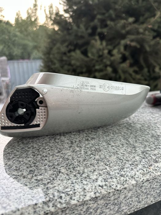 Зеркало правое rx 300
