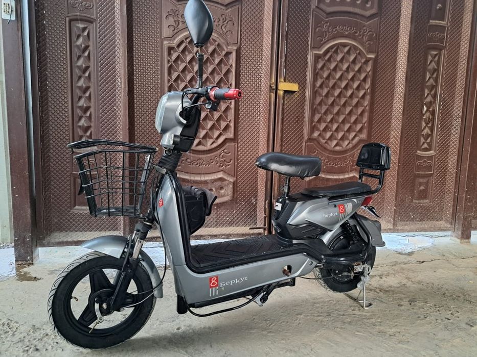 Продам электро мопед в Идеале