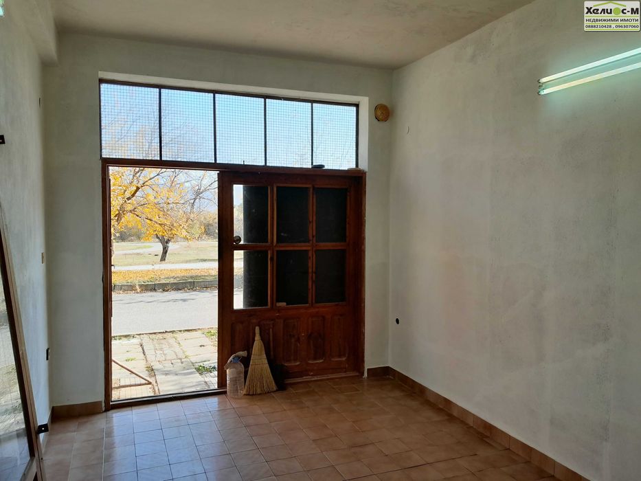 Магазин в гр.Монтана, ж.к.Младост-2