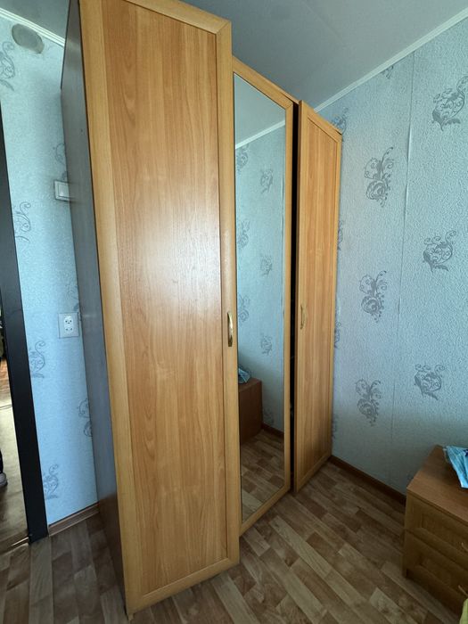Продам спальный гарнитур
