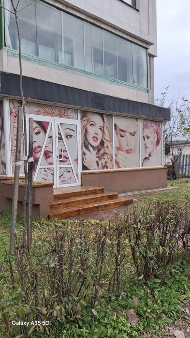 Post de cosmetica si coafor 1000 lei