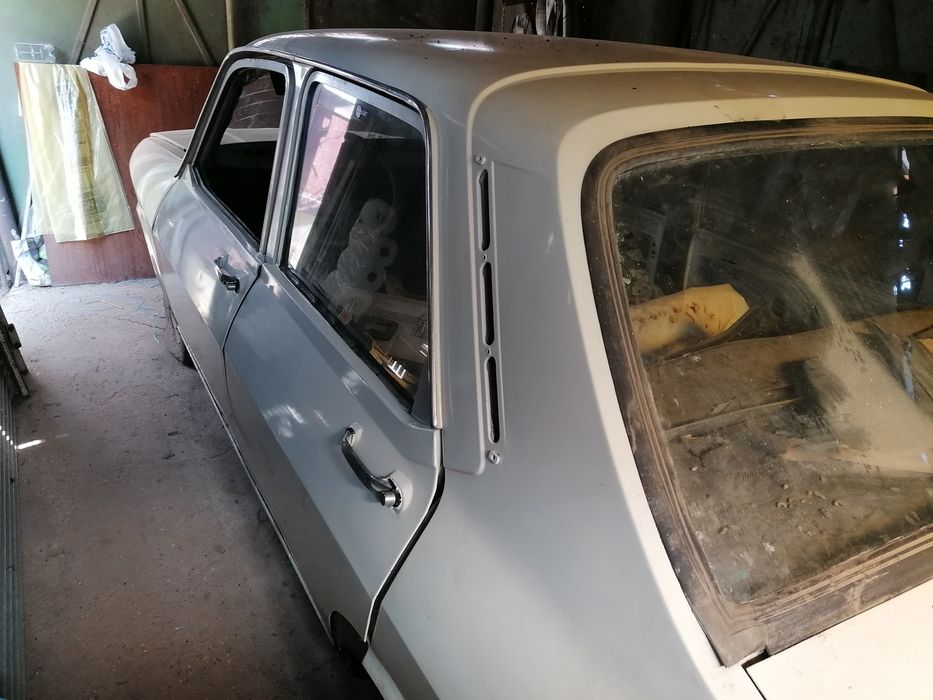Dacia 1300 caroserie