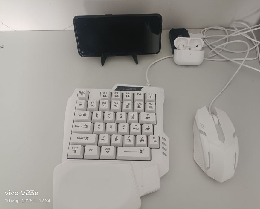 Игравой клавиратура для телефона