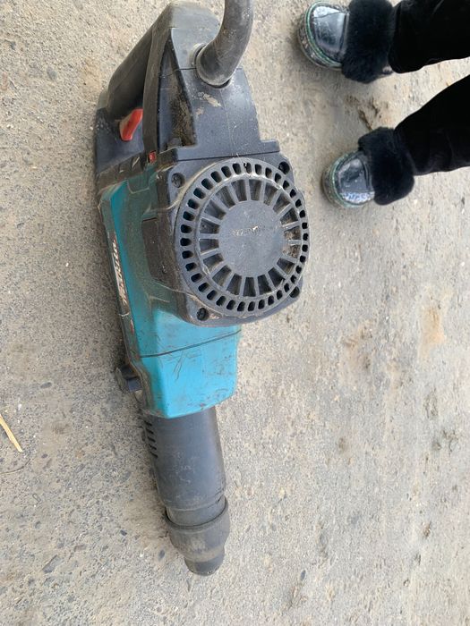 Перфоратор отбойный молоток