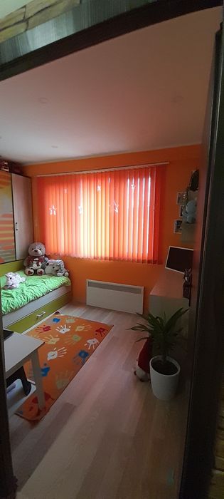 Собственик продава тристаен апартамент