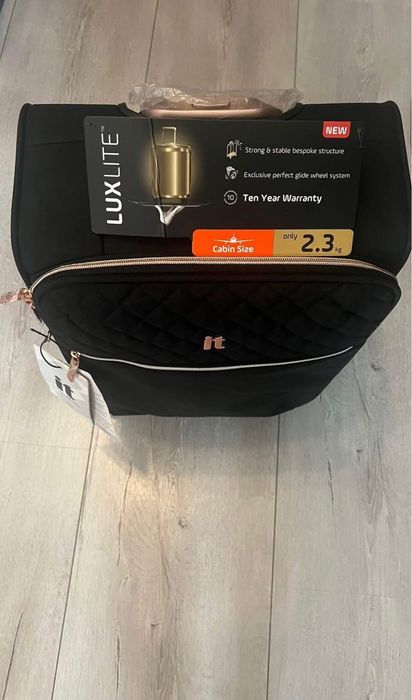 куфар Border Line и It