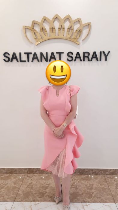 Продам  розовое платье