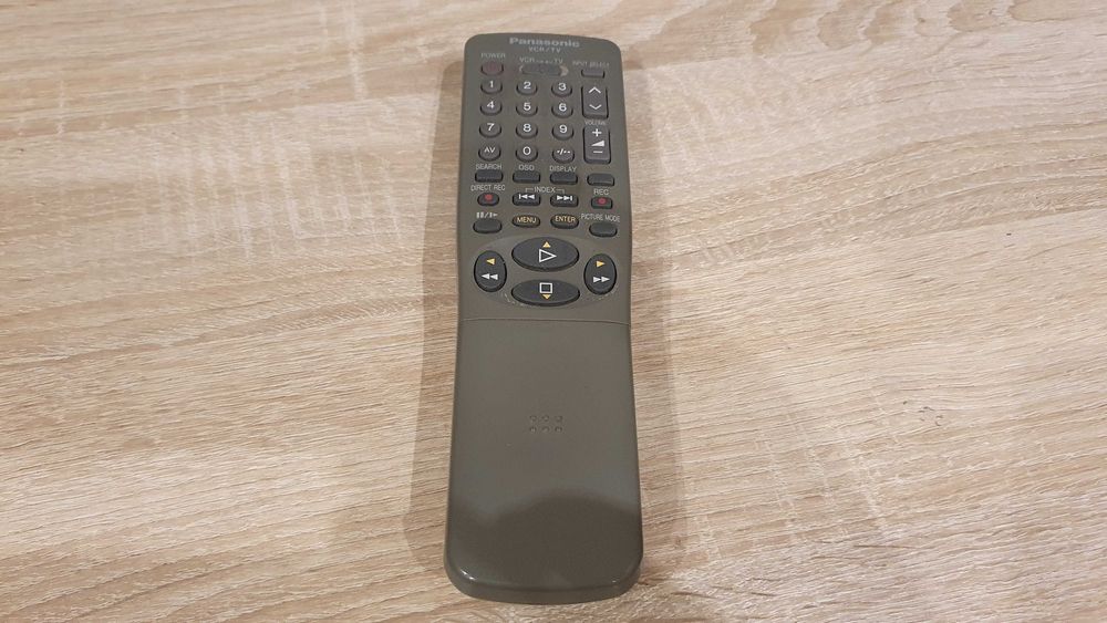 Продам видеомагнитофон Panasonic