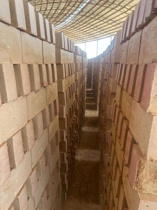 Красный кирпич жжёный