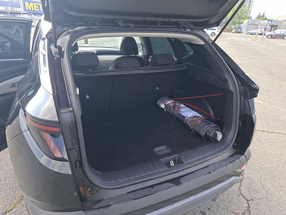Hyndai tucson 1.6 bemzin