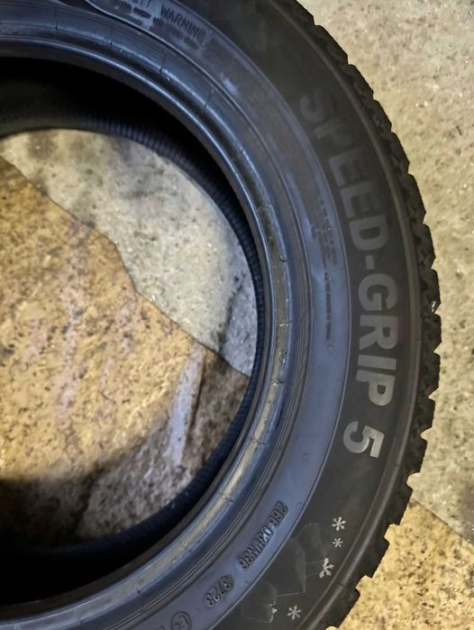 205/60 R16 Semperit Speed-Grip 5 DOT 23