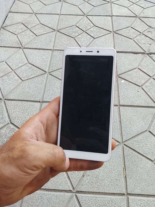 Redmi 6 xolati yaxshi 64gb Редми 6 холати яхши 64гб