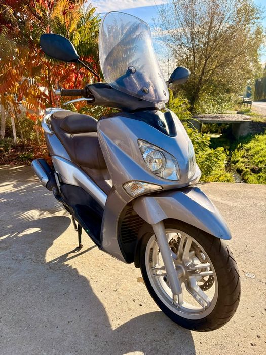Scuter Yamaha Xcity 125 CC se conduce cu permis B!