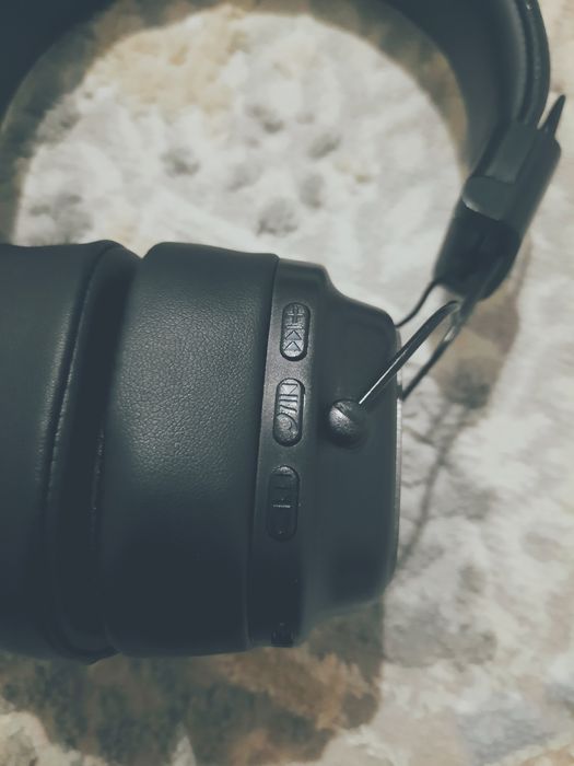 Беспроводные наушники CHEEZLE